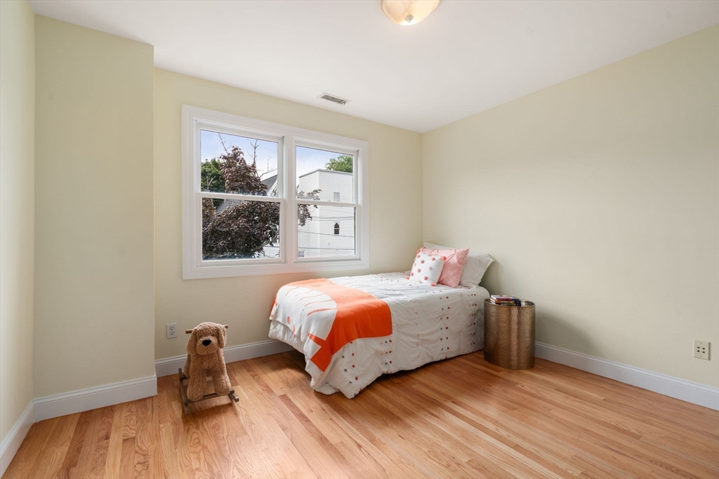 56 Lexington St # 56