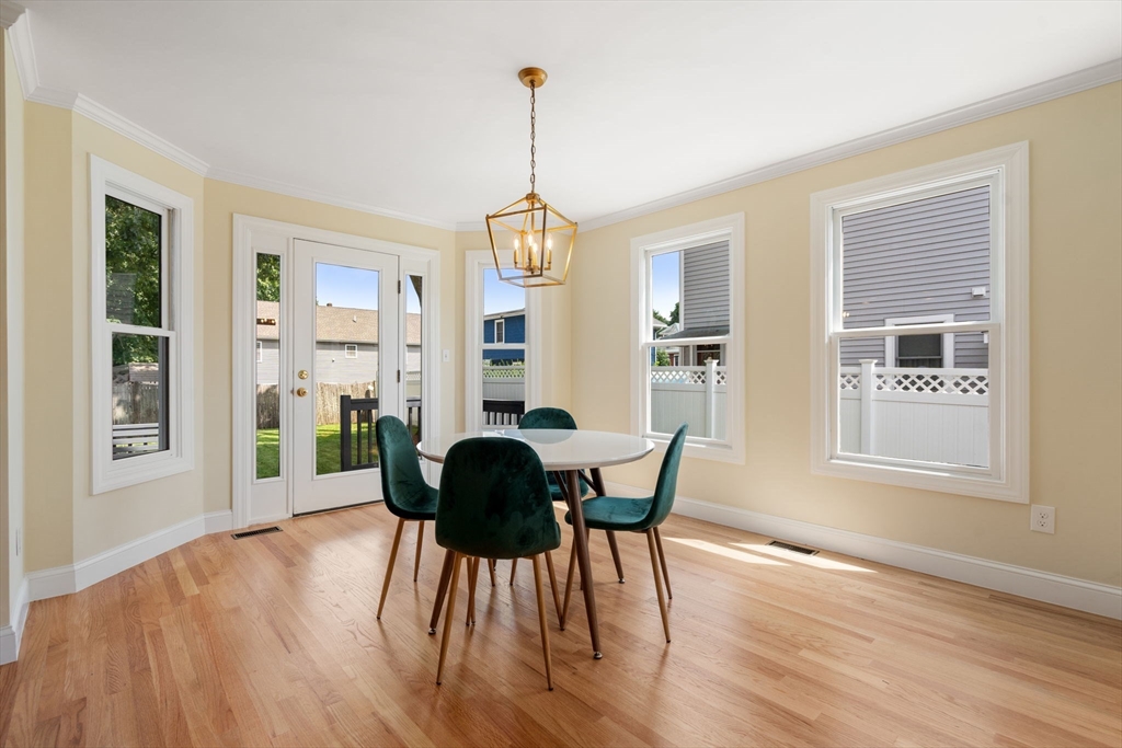 56 Lexington St # 56