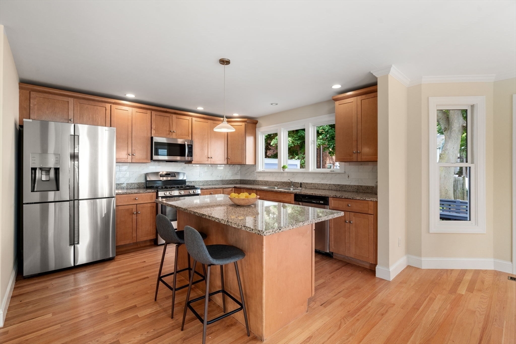 56 Lexington St # 56