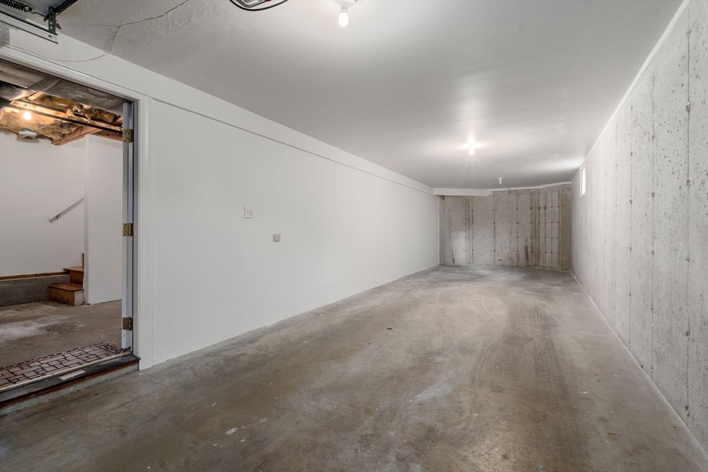 56 Lexington St # 56