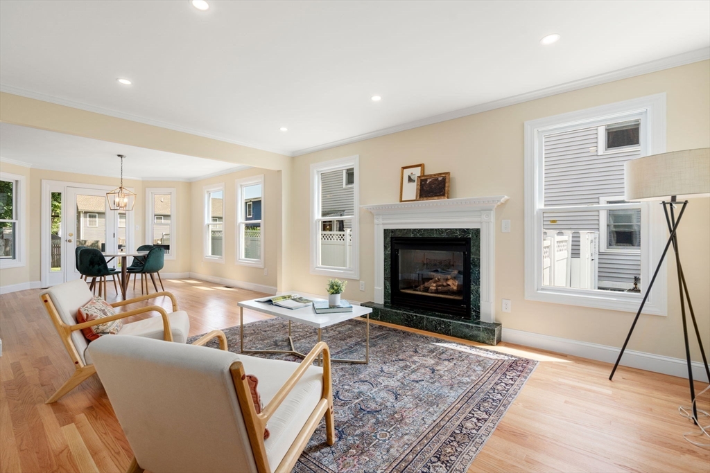 56 Lexington St # 56