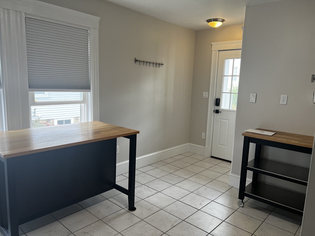 368-370 Arlington Street # 1