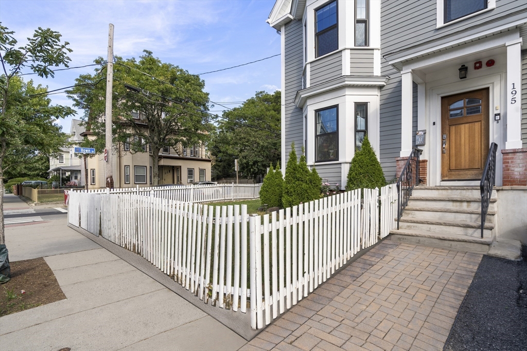 195 School St # 2