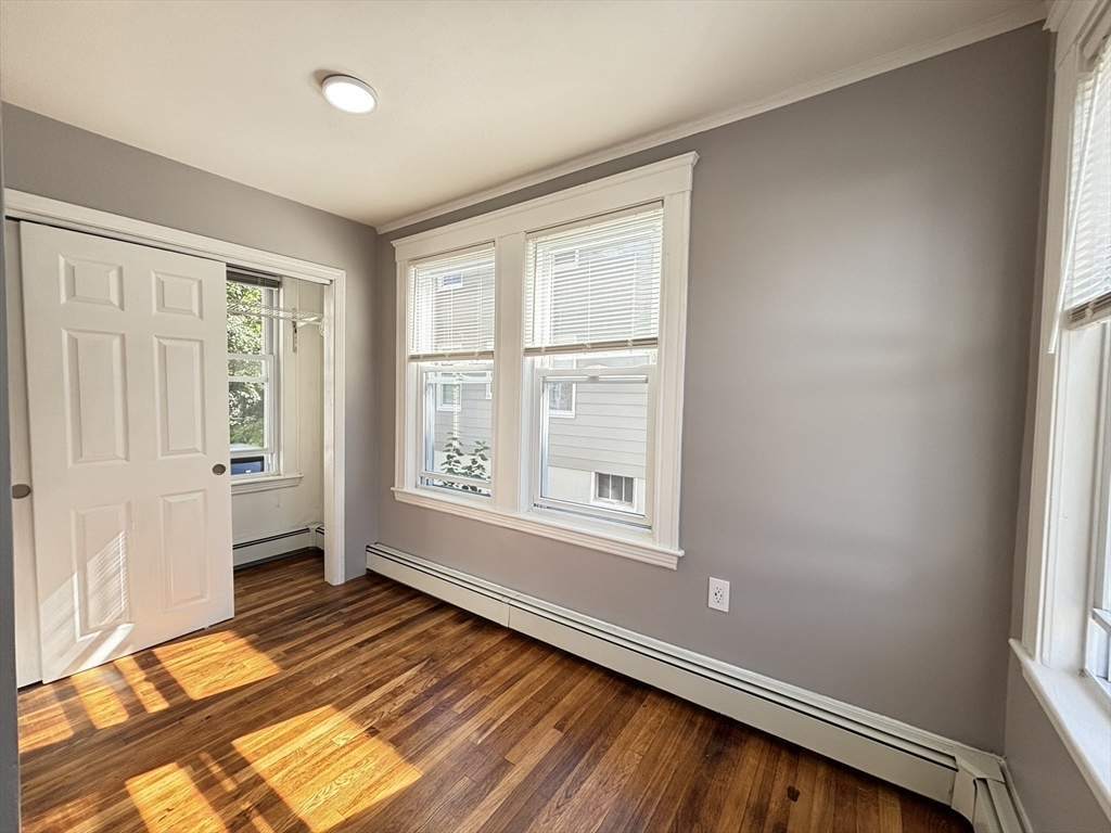 16 Jeanette Ave # 16
