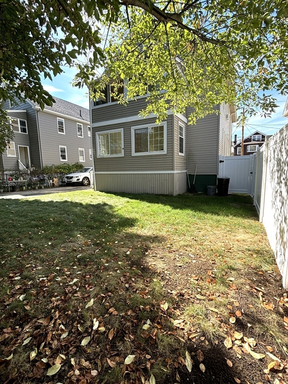 16 Jeanette Ave # 16