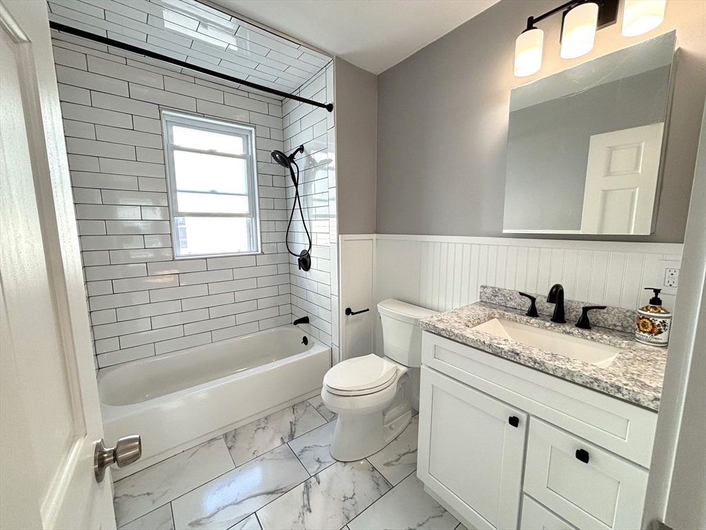 16 Jeanette Ave # 16