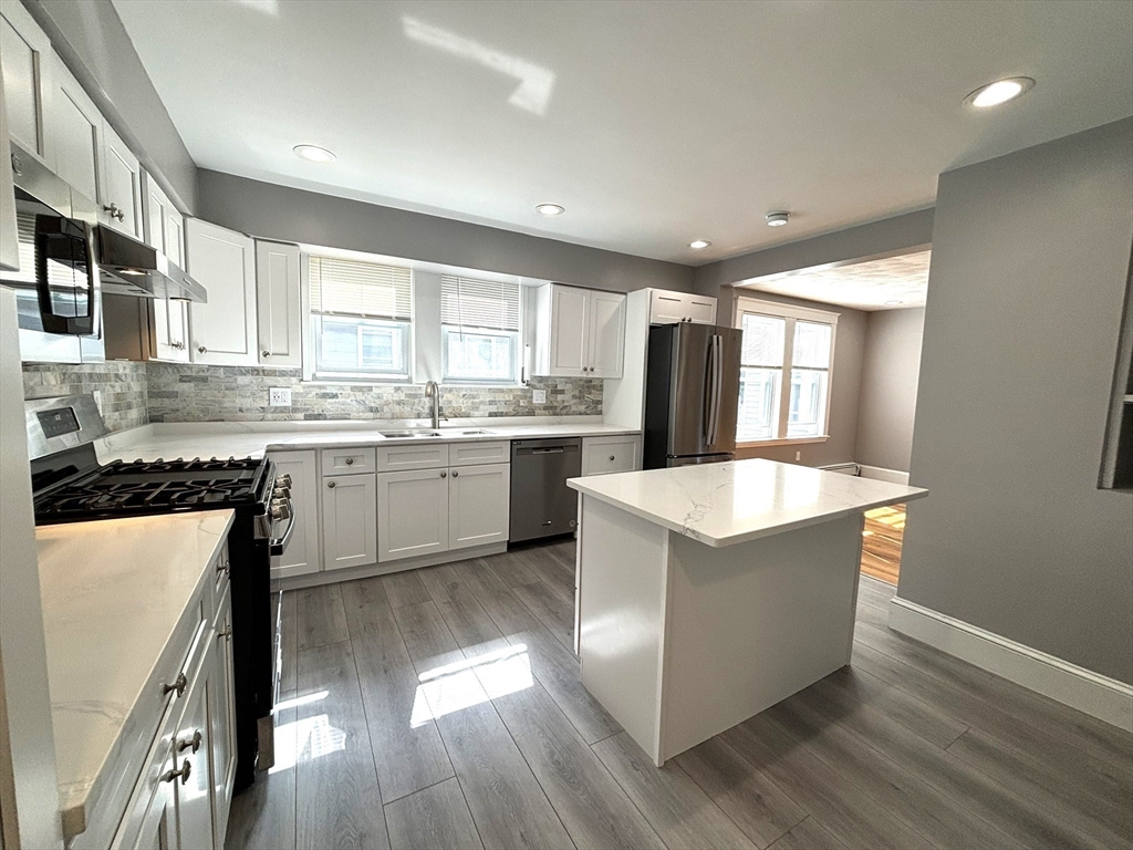 16 Jeanette Ave # 16