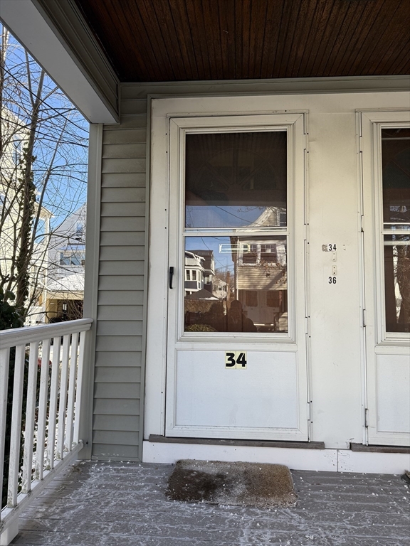 34 Melrose # 34