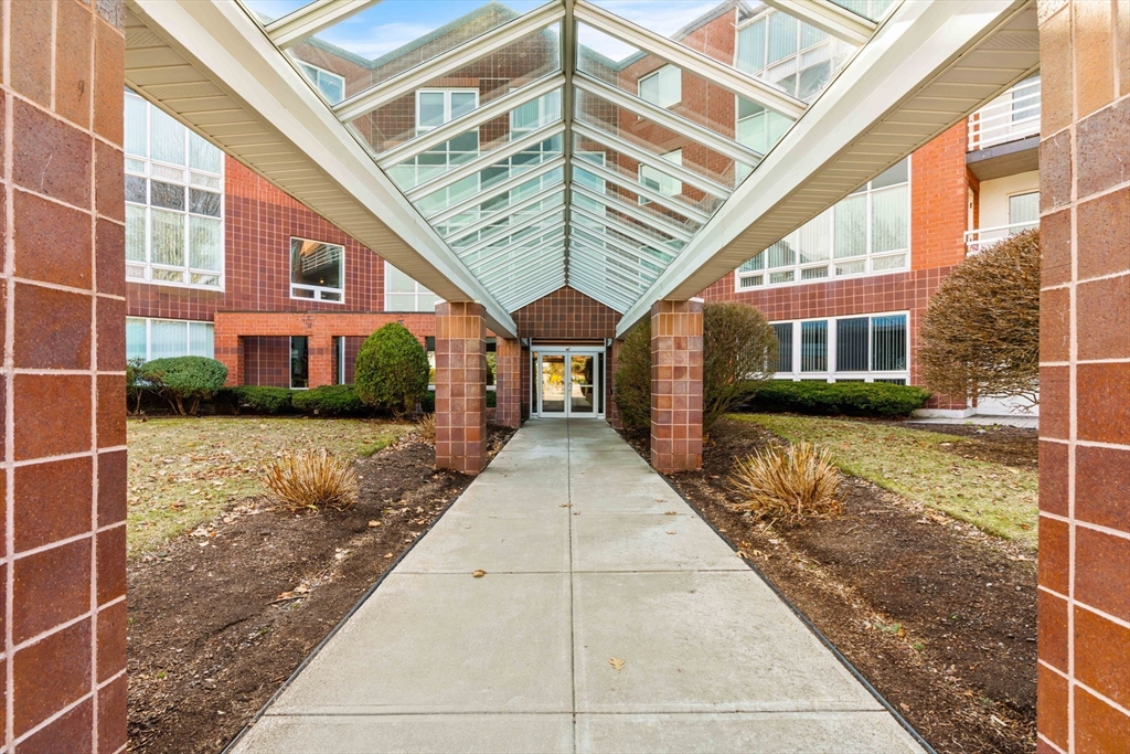 124 Place Ln # 124