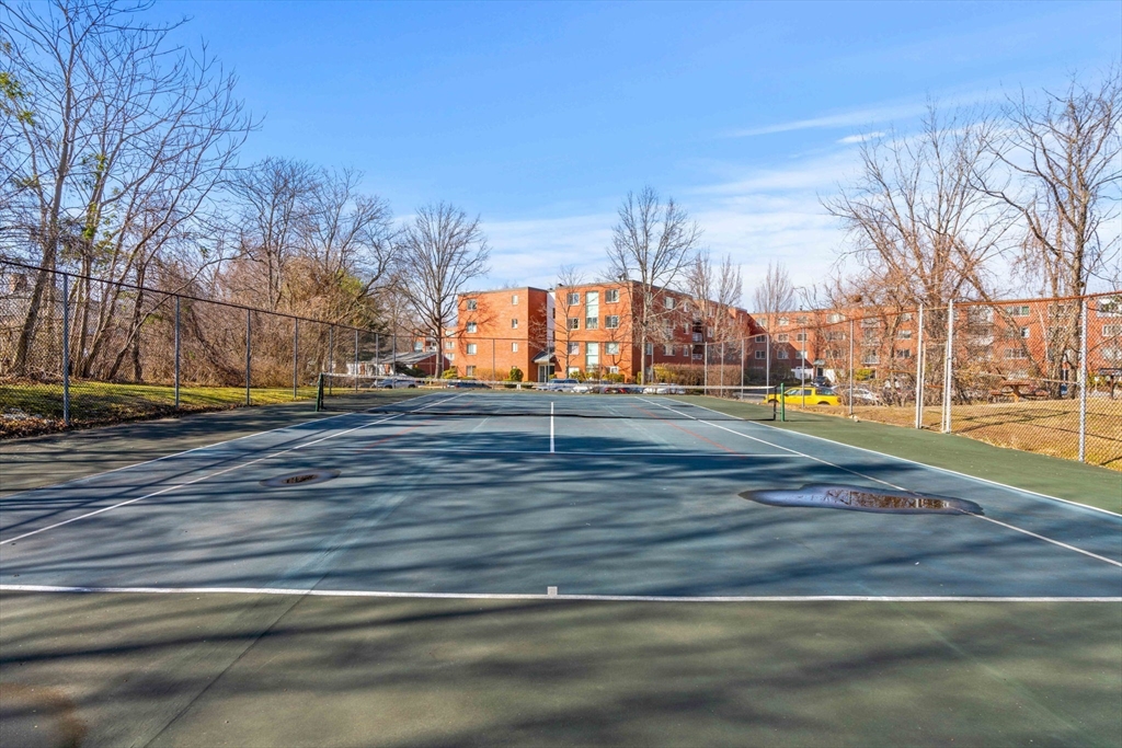 124 Place Ln # 124