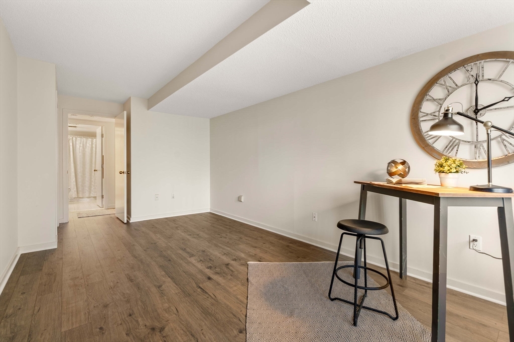 124 Place Ln # 124