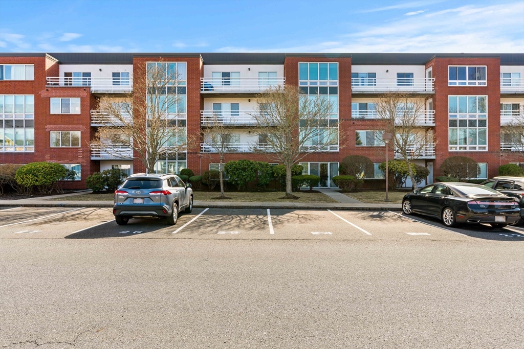 124 Place Ln # 124