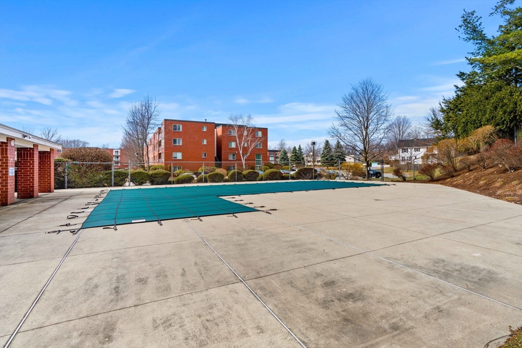 124 Place Ln # 124