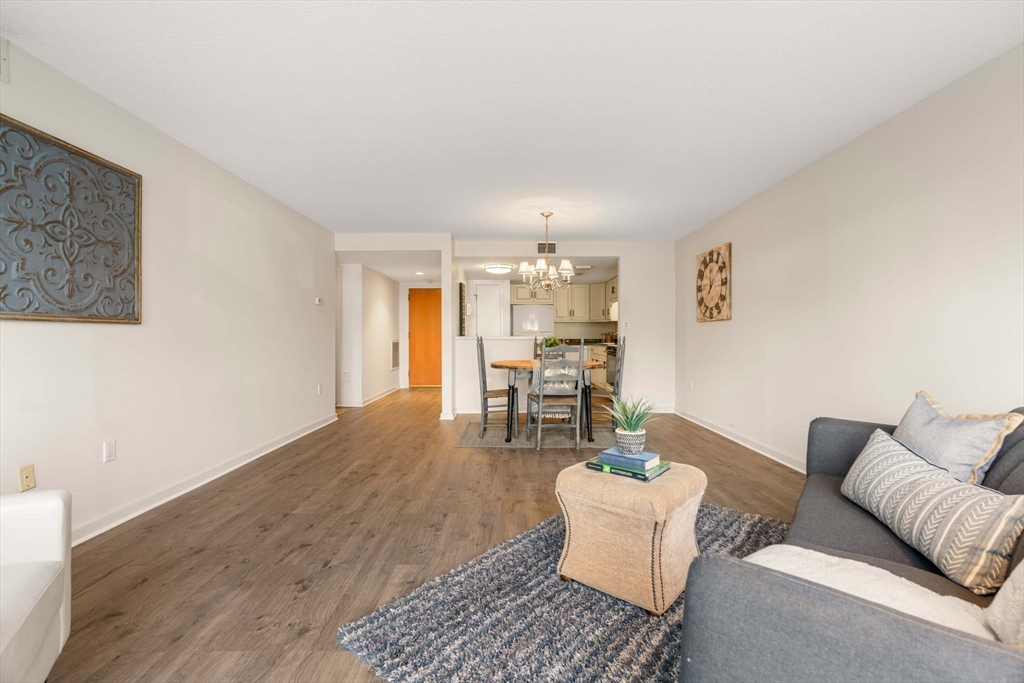 124 Place Ln # 124