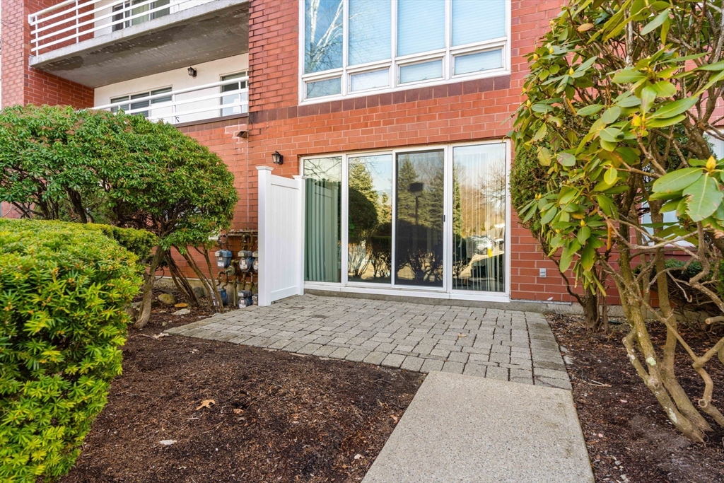 124 Place Ln # 124