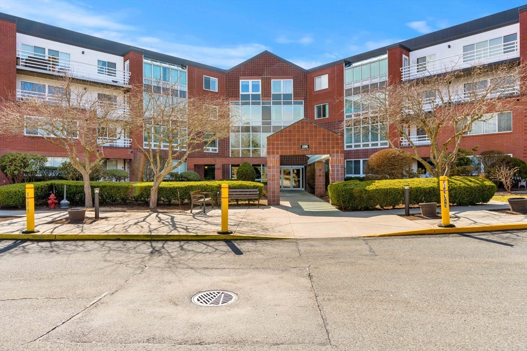 124 Place Ln # 124