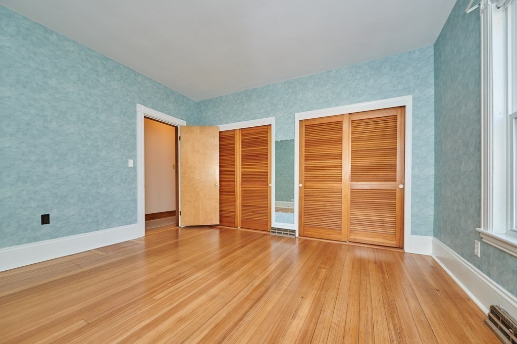 18 Forest Street # 18