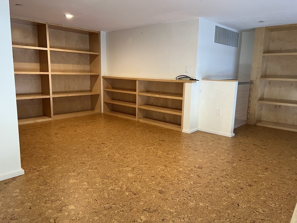 290 Pleasant Street # 219