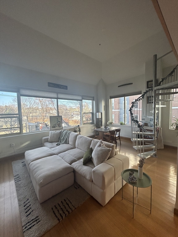 290 Pleasant Street # 219