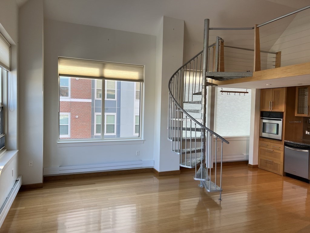 290 Pleasant Street # 219