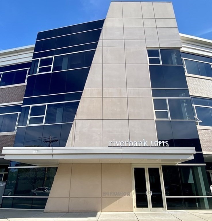 290 Pleasant Street # 219