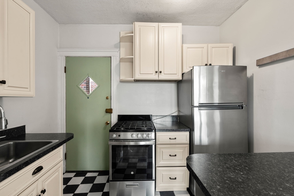 185 Chestnut Hill Avenue # 18