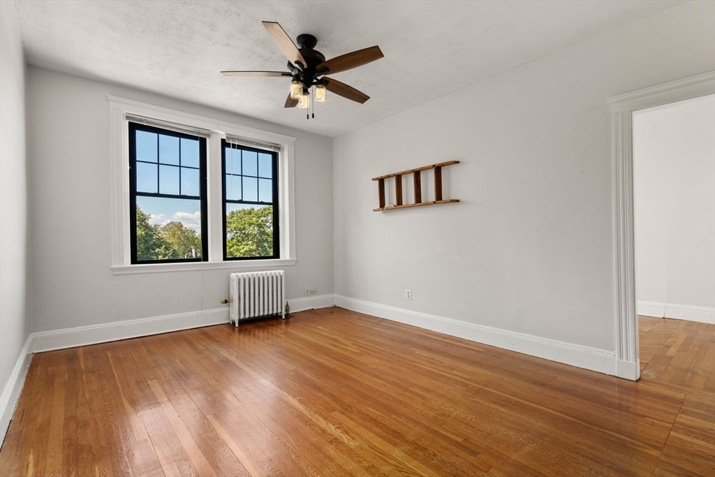 185 Chestnut Hill Avenue # 18