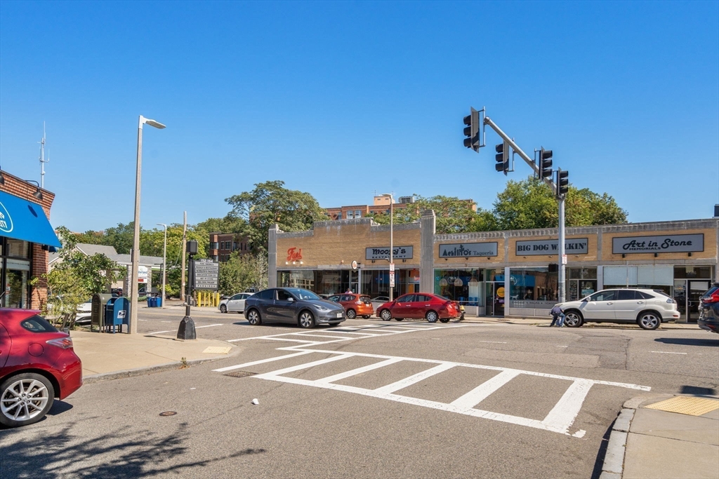 185 Chestnut Hill Avenue # 18