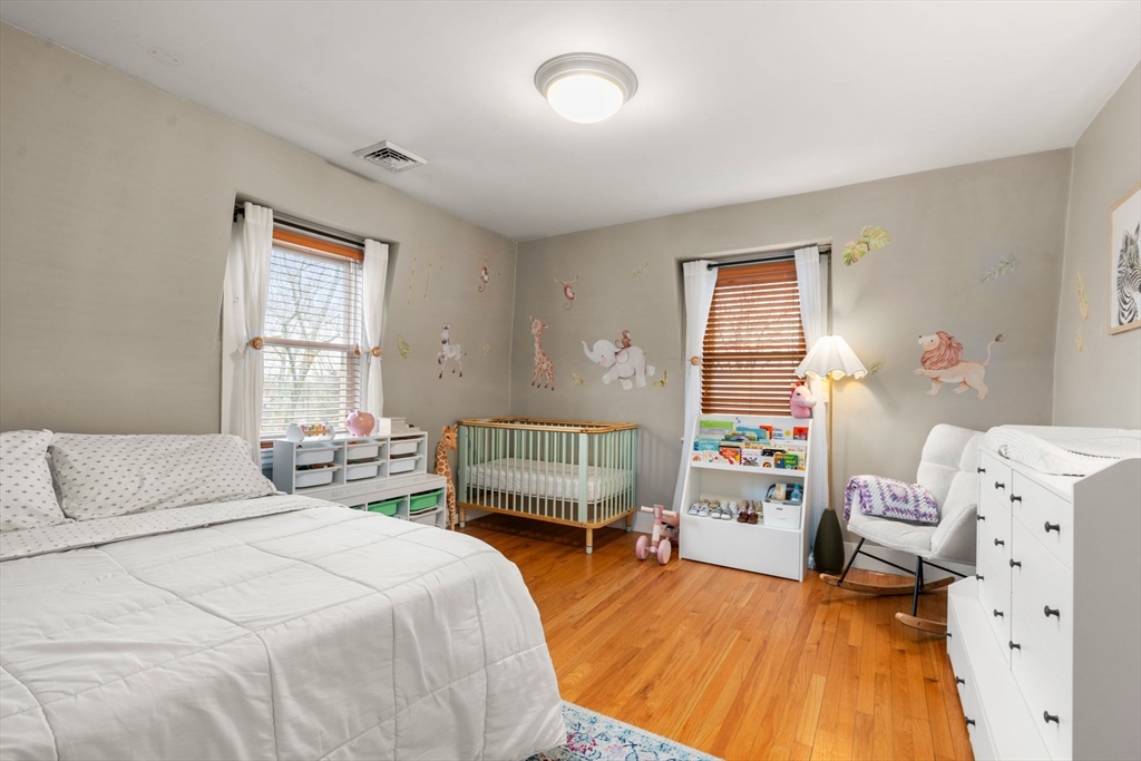 28 Franklin St # 28