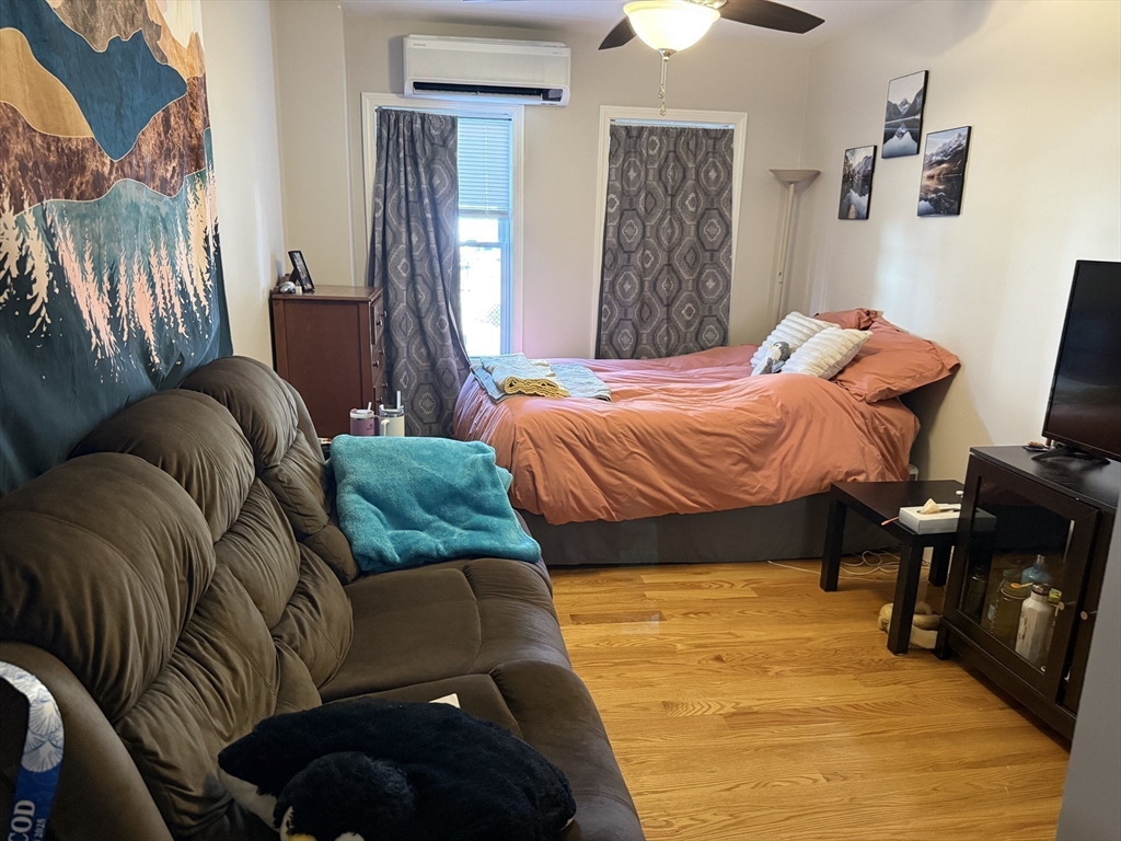 16 Hudson Street # 1