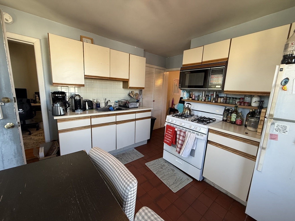 60 Pleasant Street # 3
