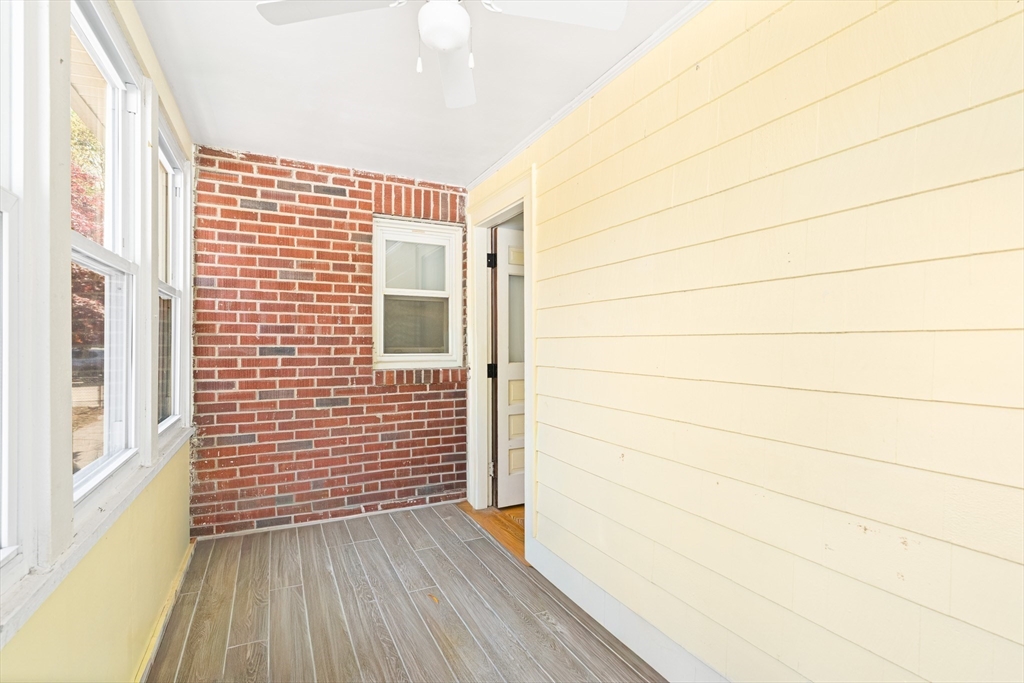 126 Fern Rd
