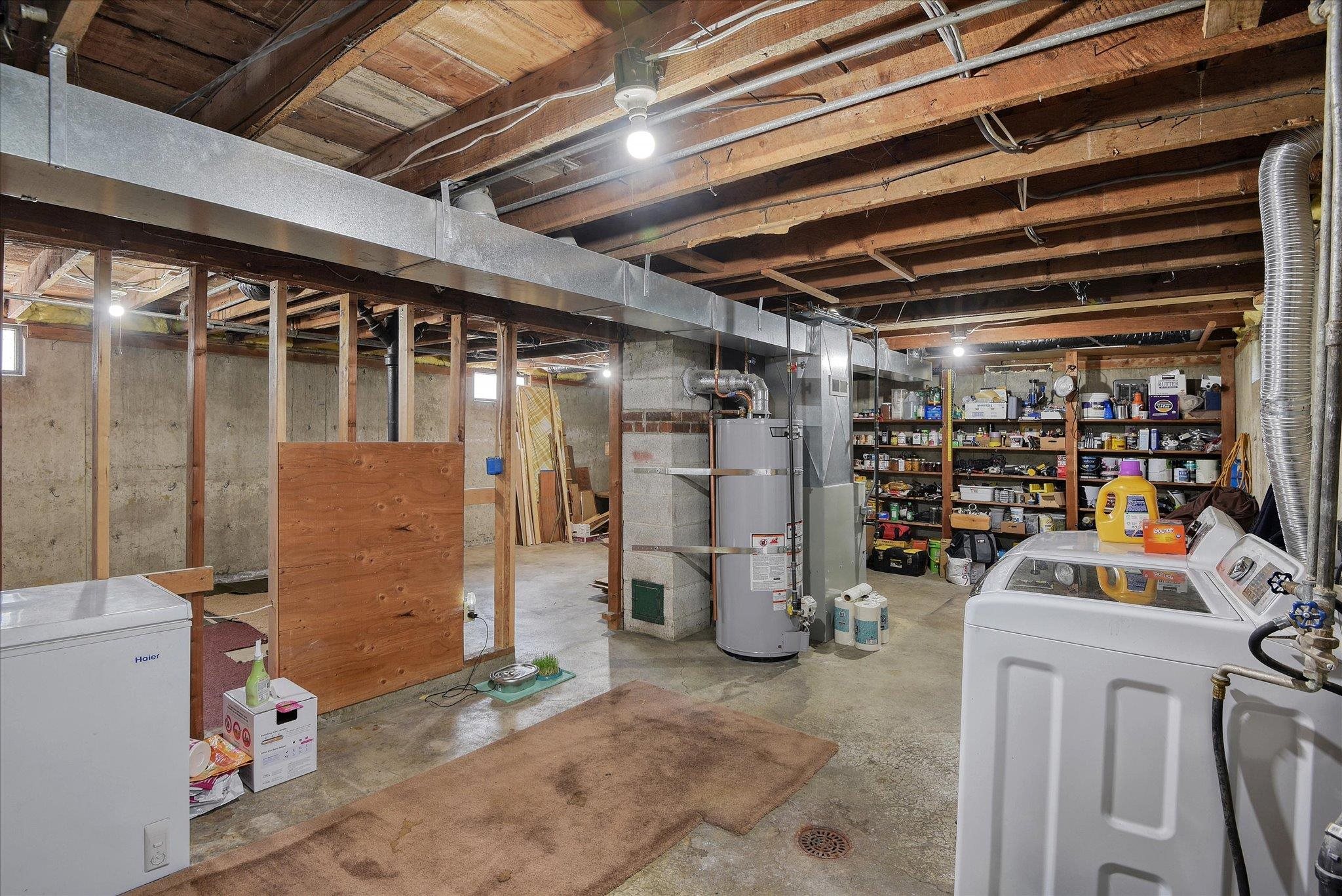 721 W Alice Ave