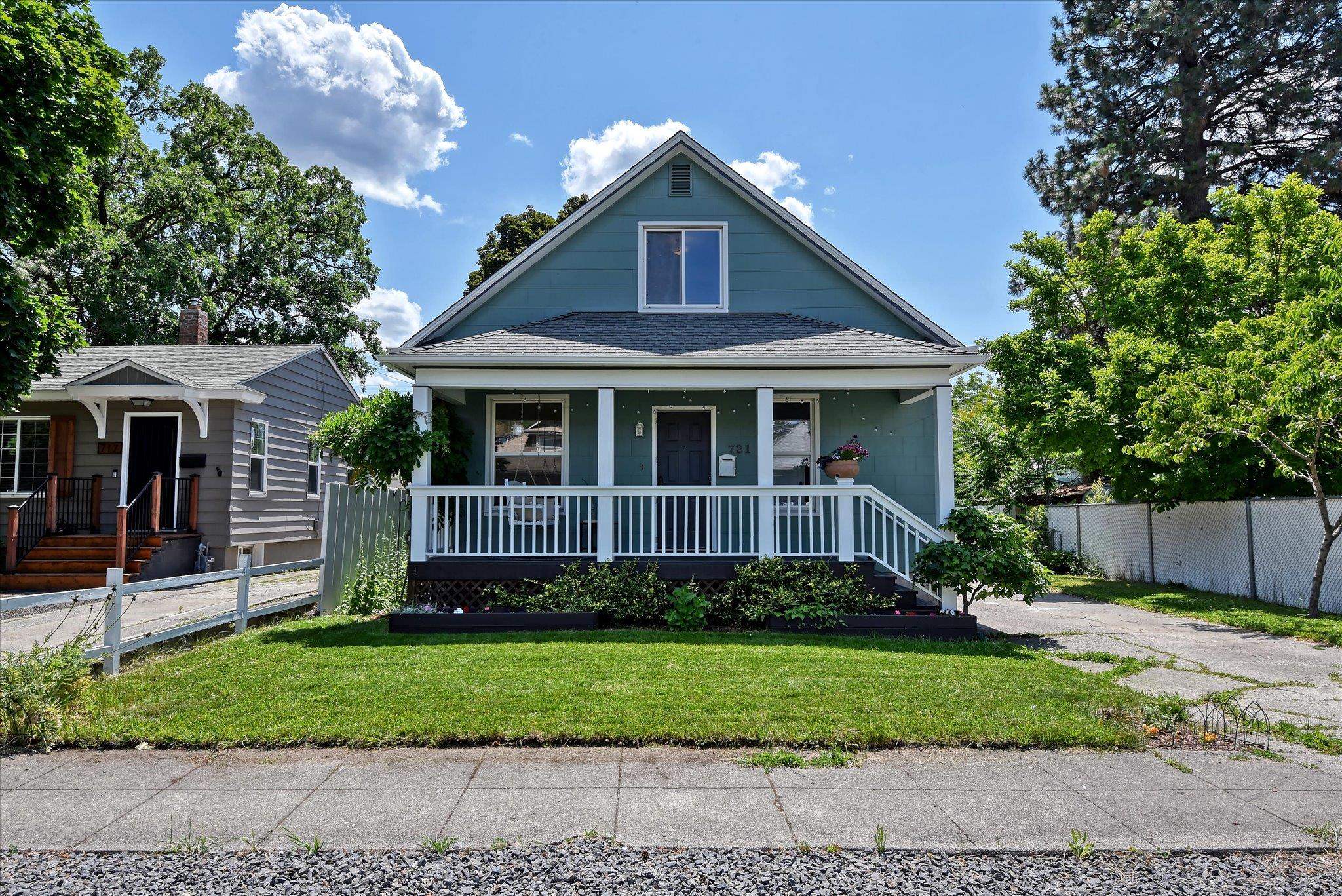 721 W Alice Ave