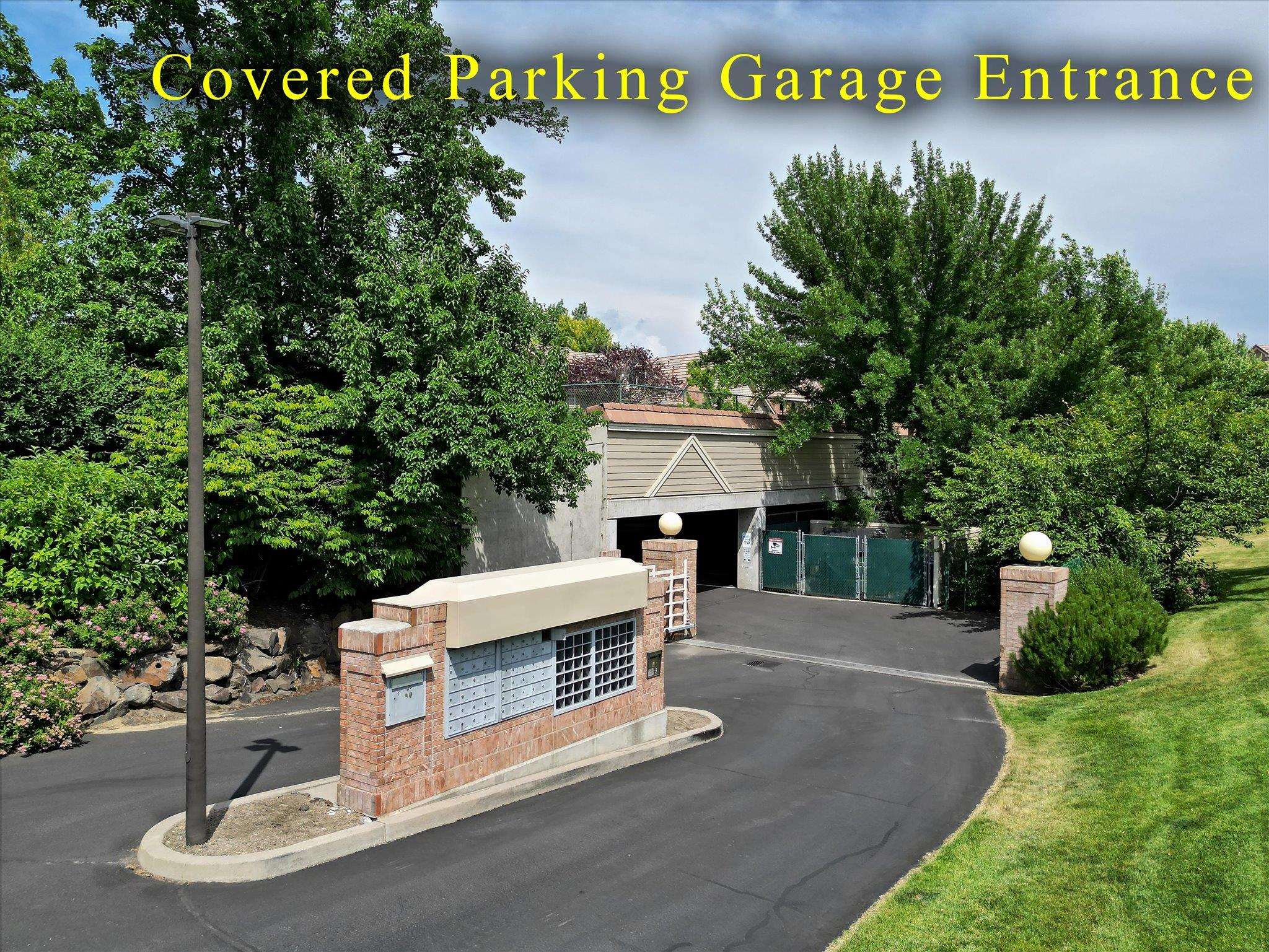 639 N Riverpoint Blvd