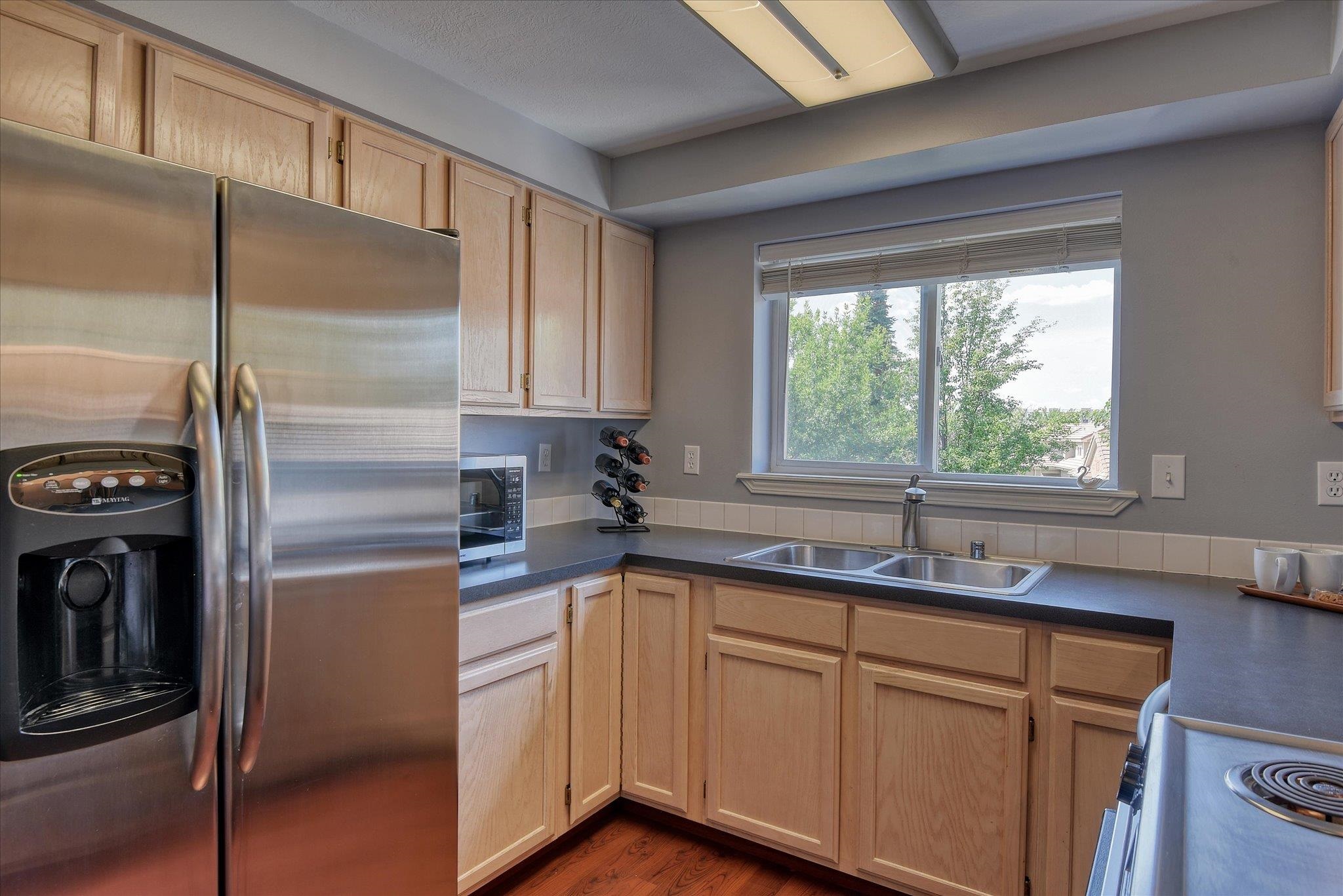 639 N Riverpoint Blvd