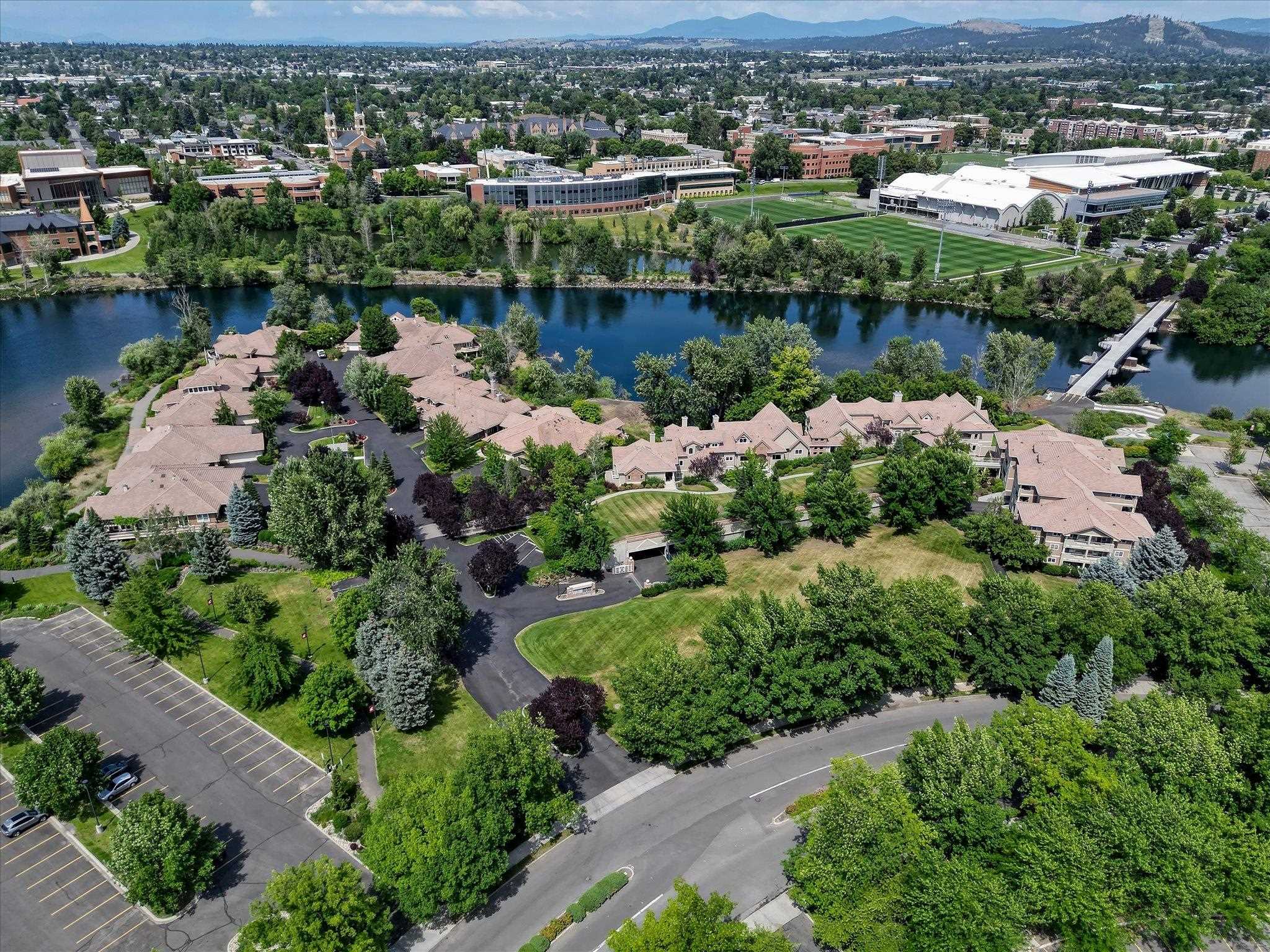 639 N Riverpoint Blvd