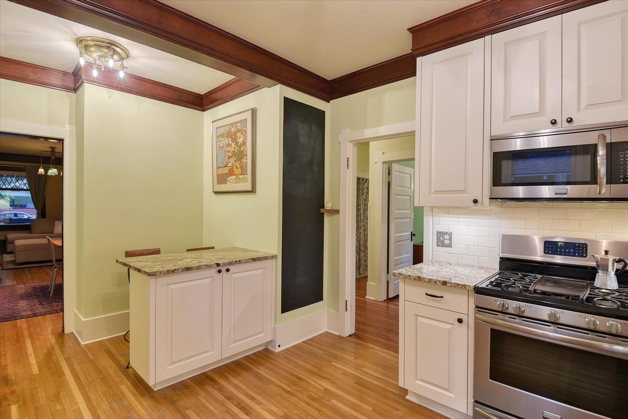 506 W 17th Ave