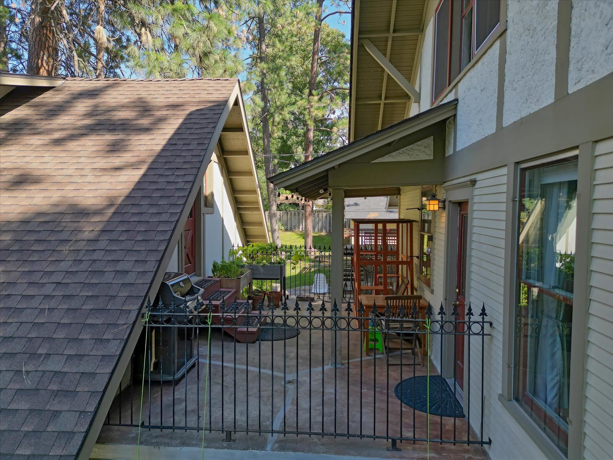 506 W 17th Ave