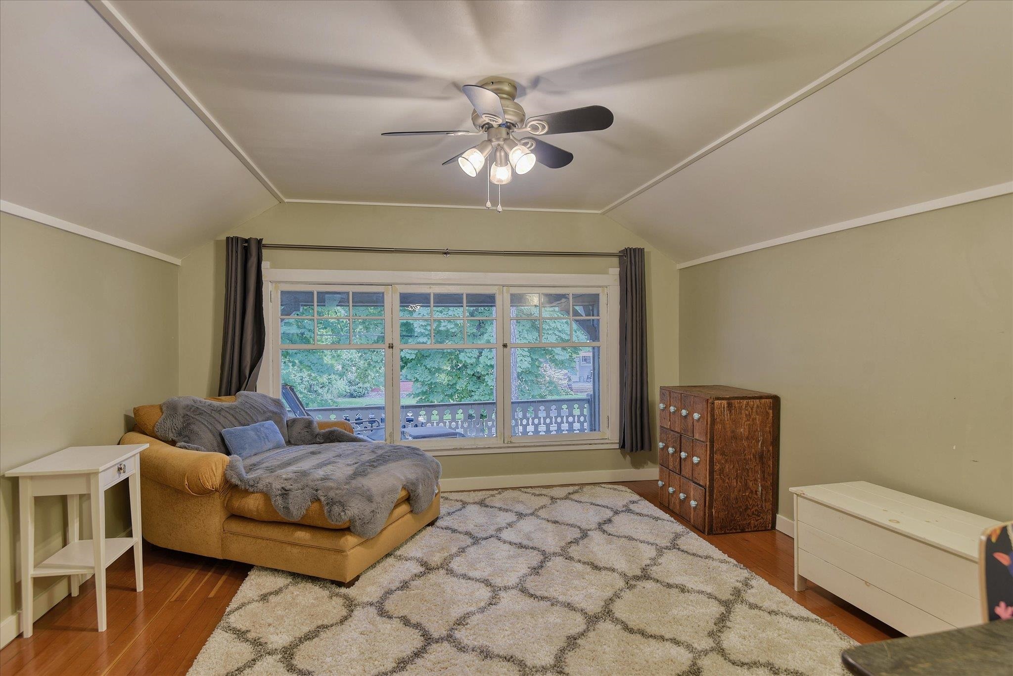 506 W 17th Ave