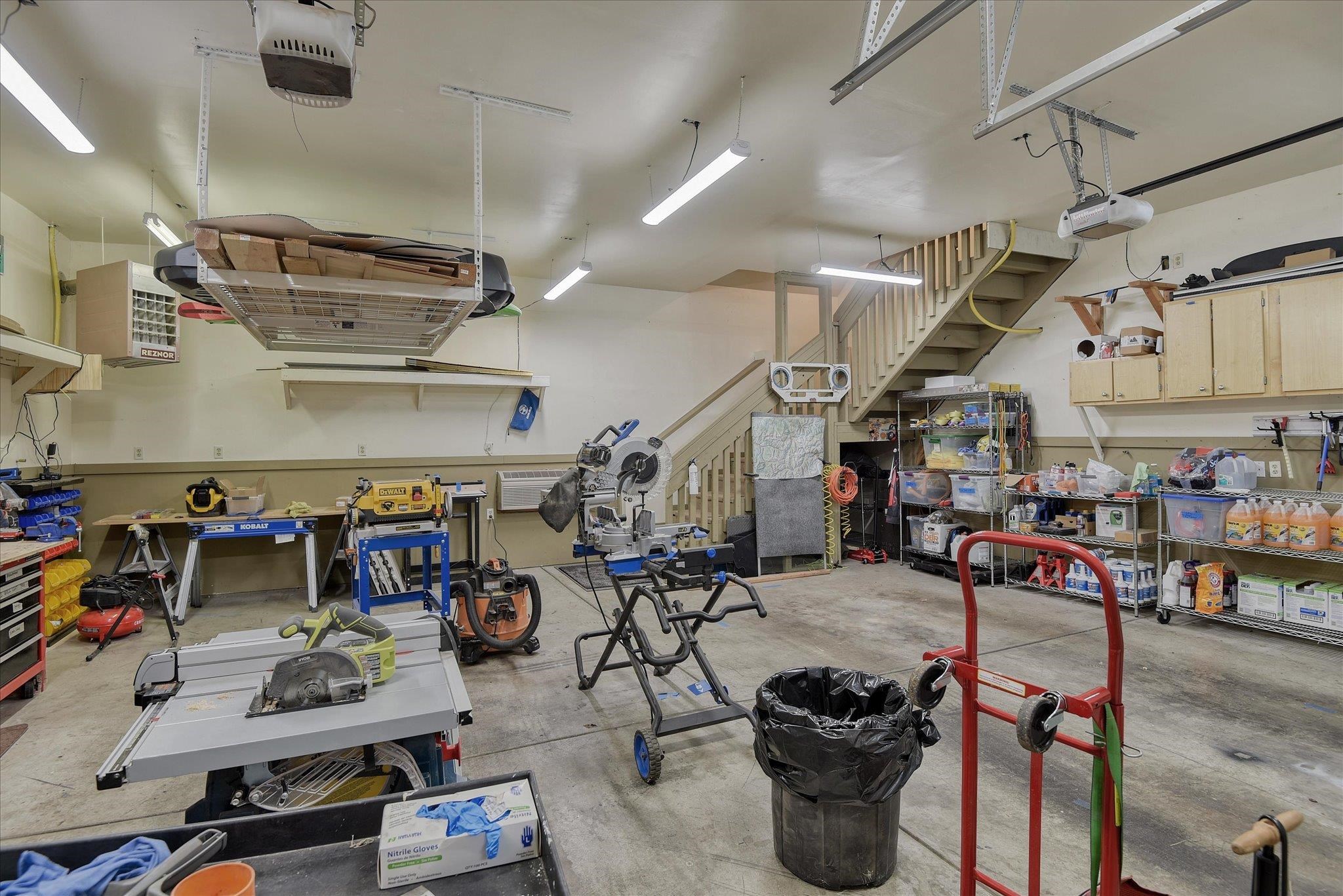 506 W 17th Ave