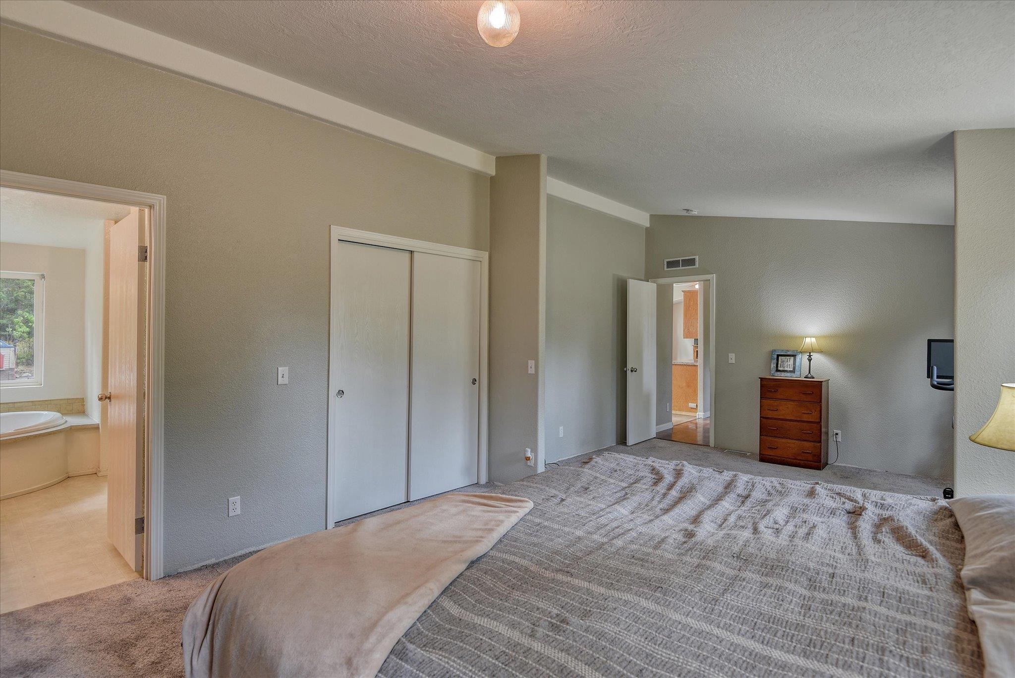 41103 N Running Deer Ln