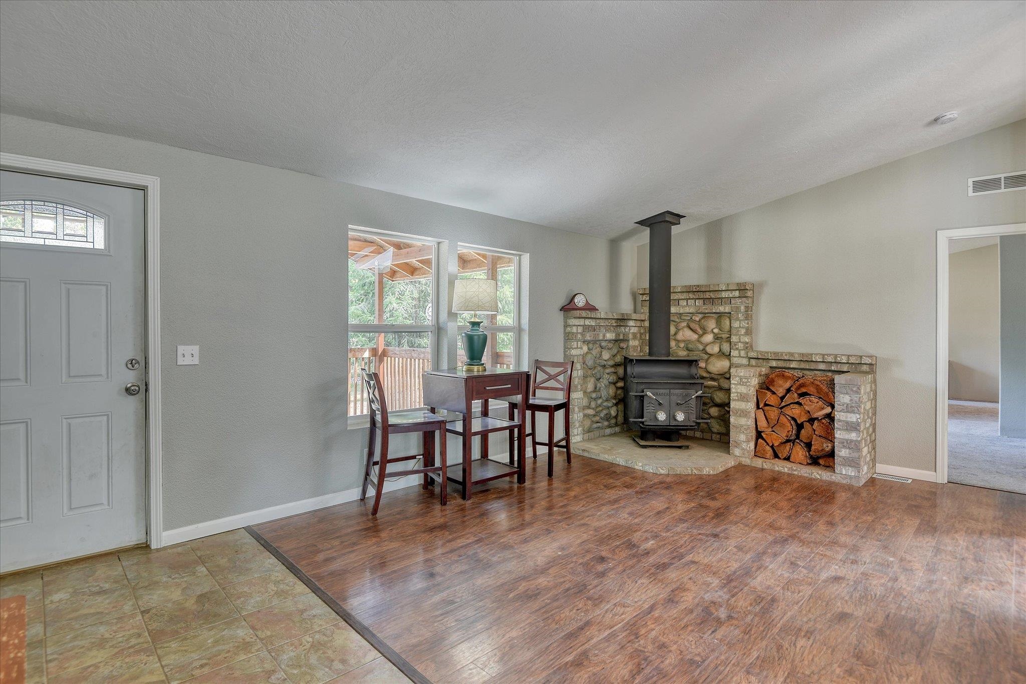 41103 N Running Deer Ln