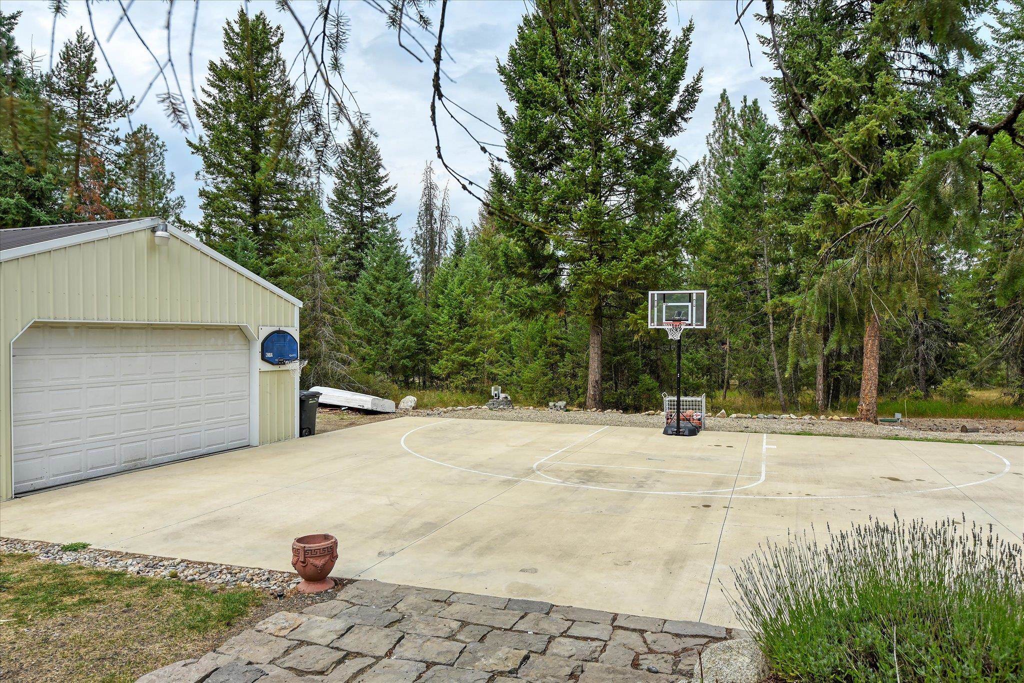 41103 N Running Deer Ln