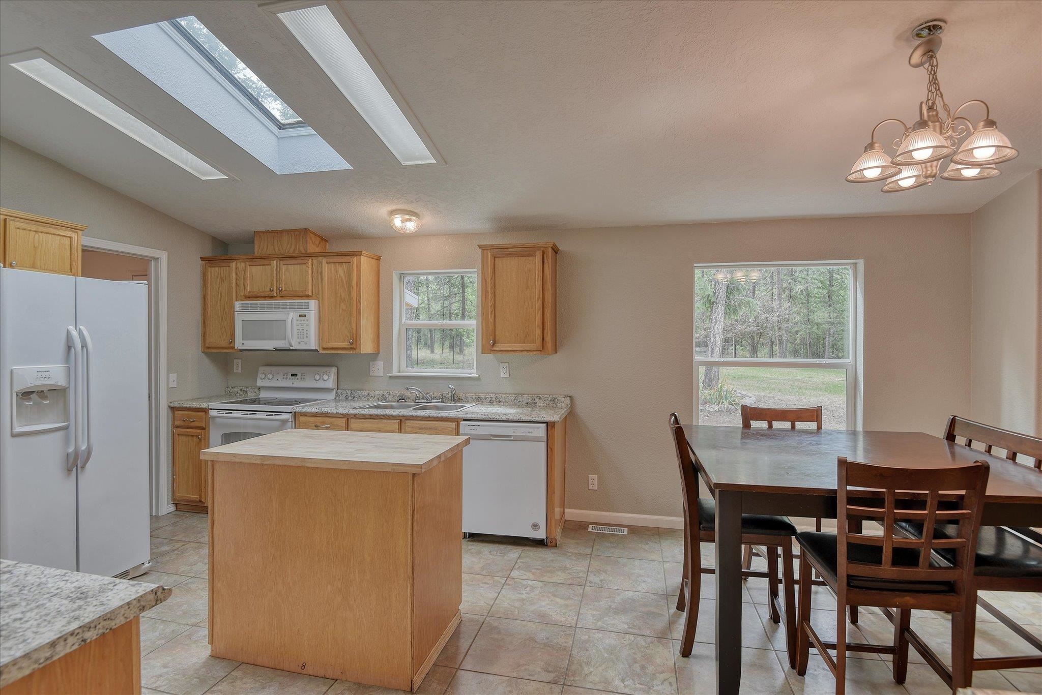 41103 N Running Deer Ln
