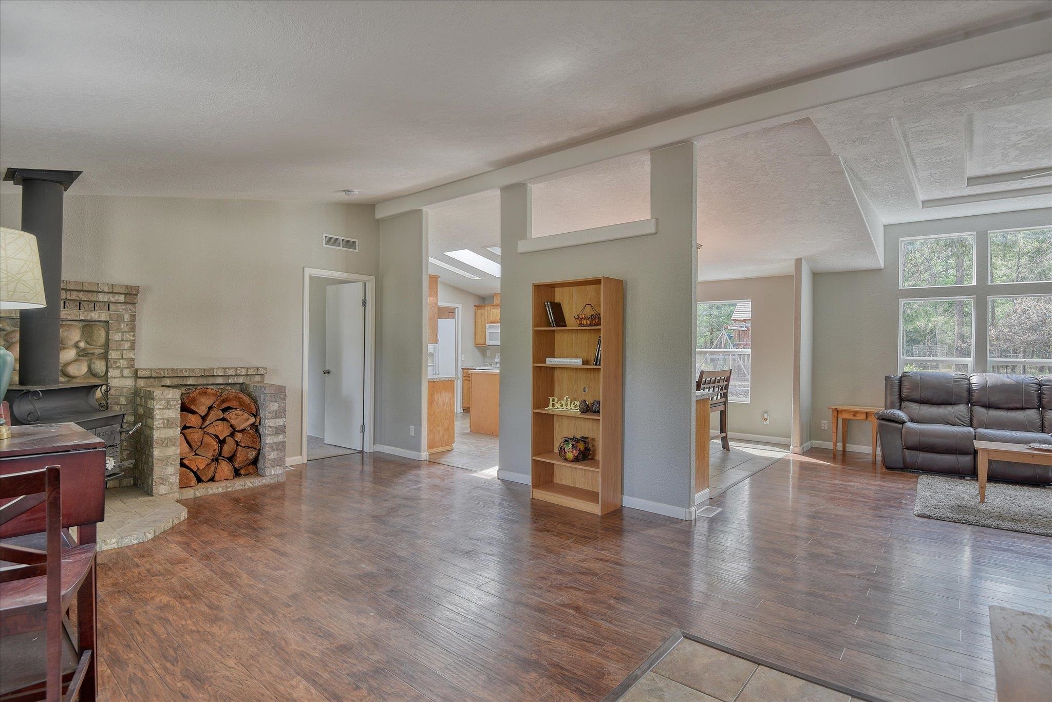 41103 N Running Deer Ln