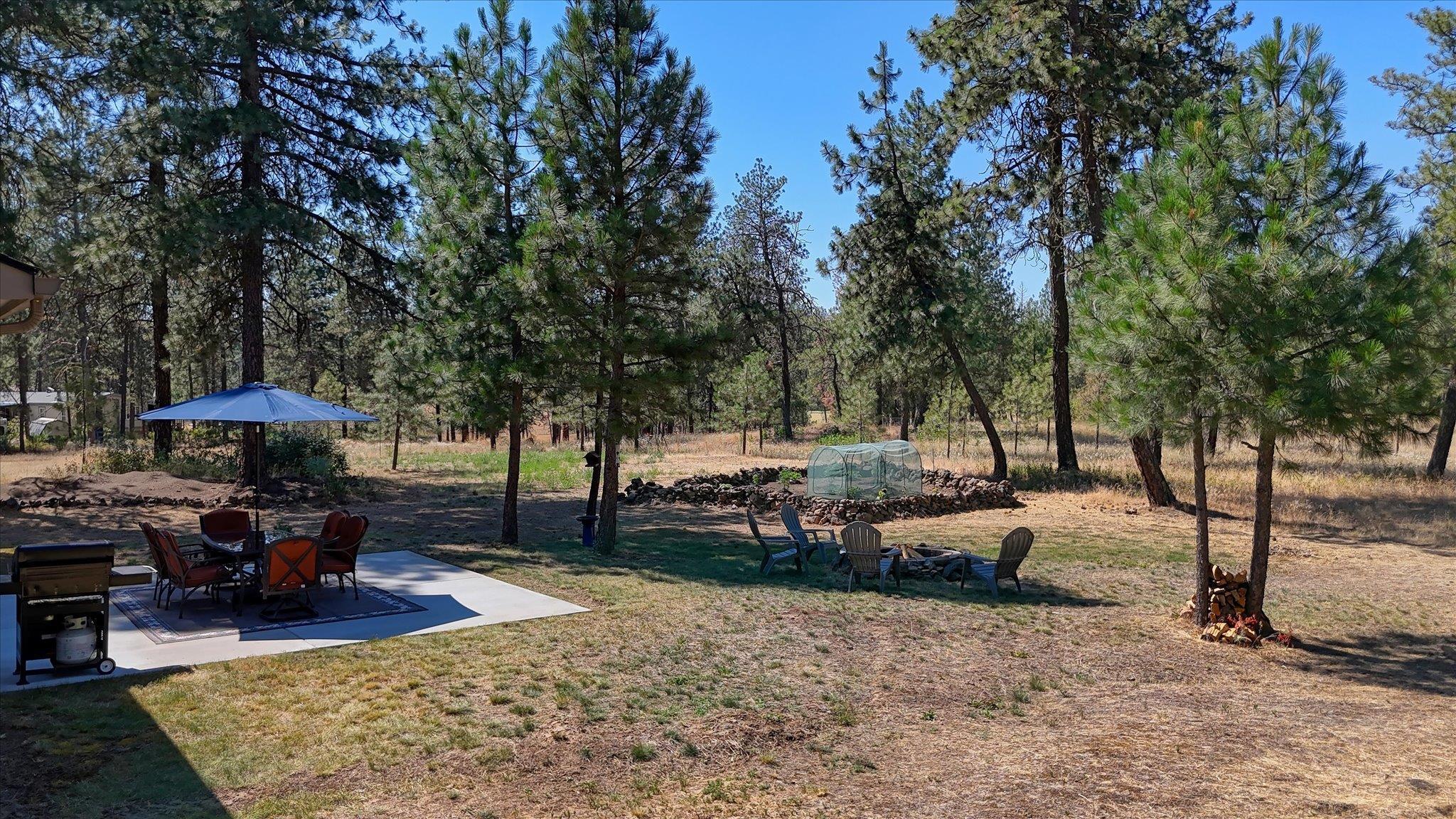 17521 S Lois Dr