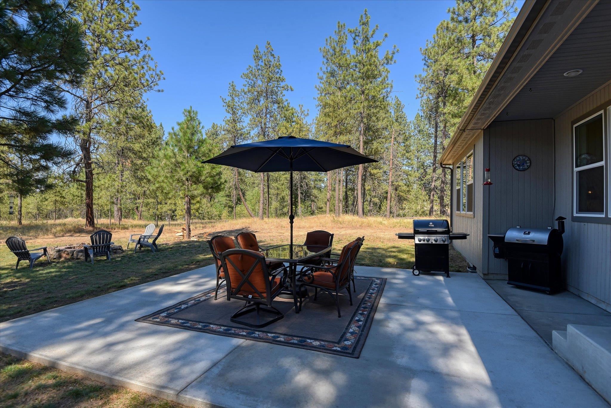 17521 S Lois Dr