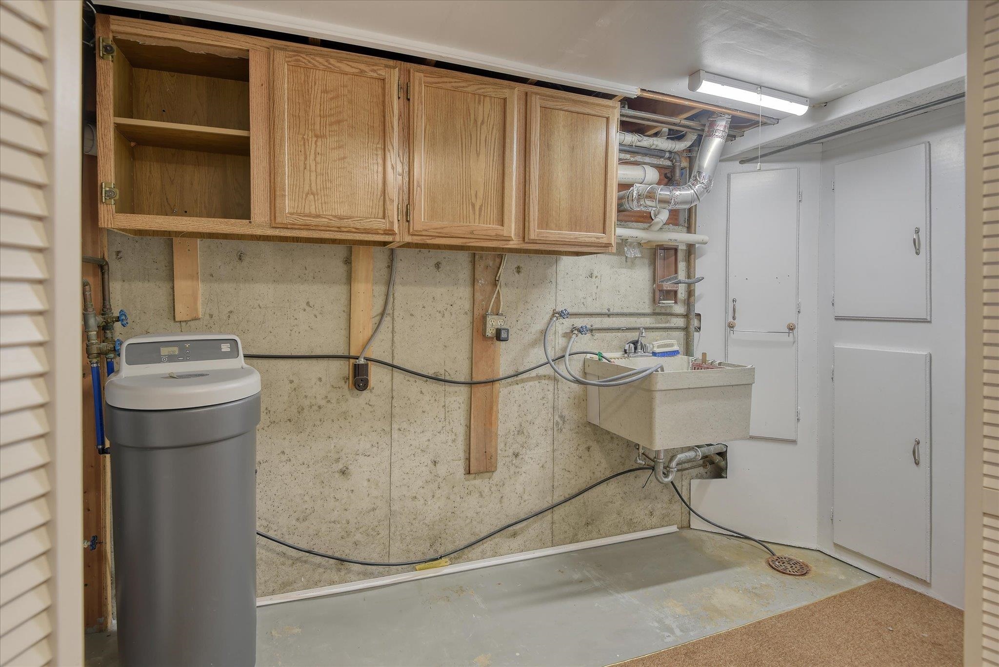223 Gregory Dr