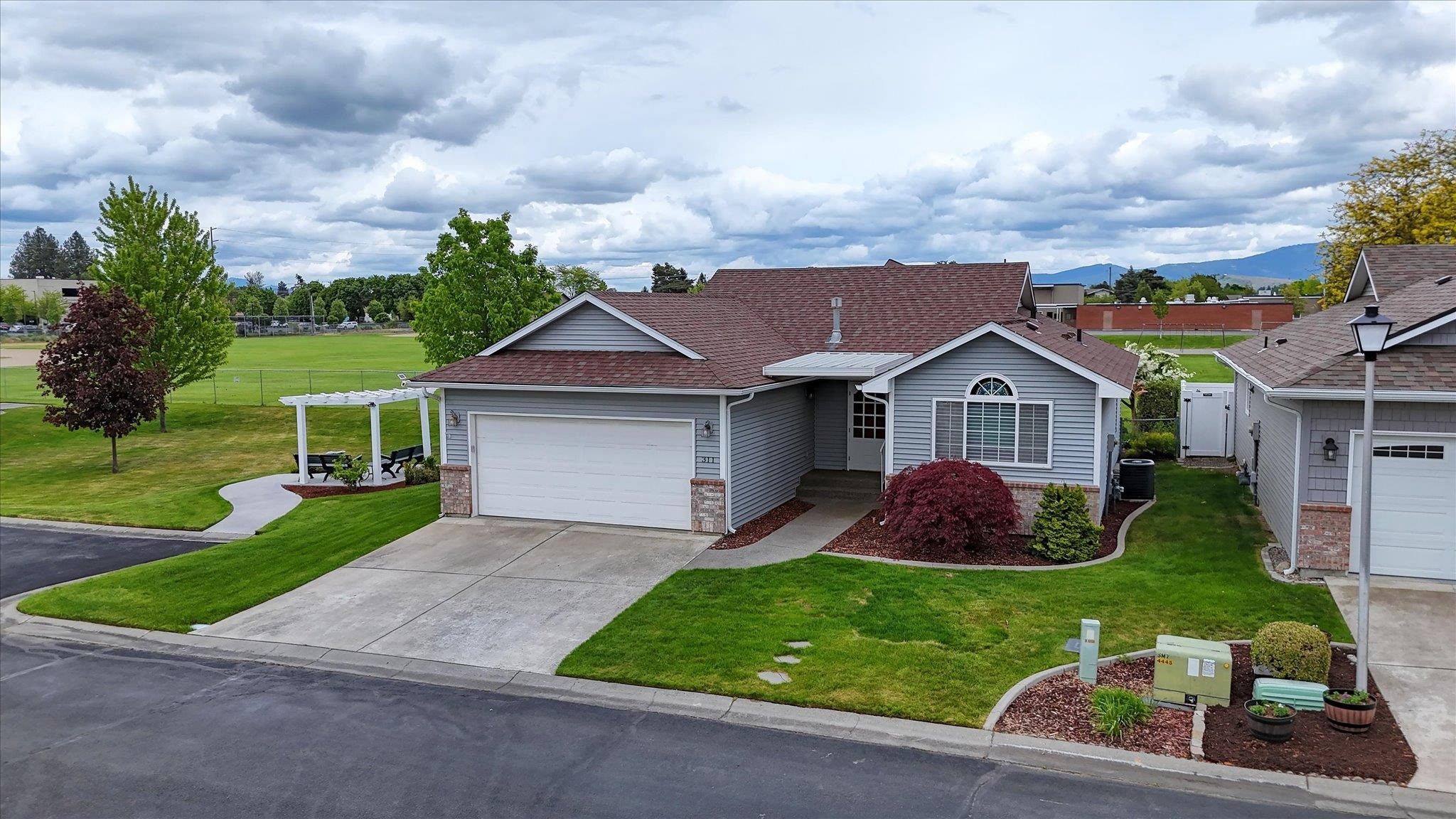 311 S Calvin Ln